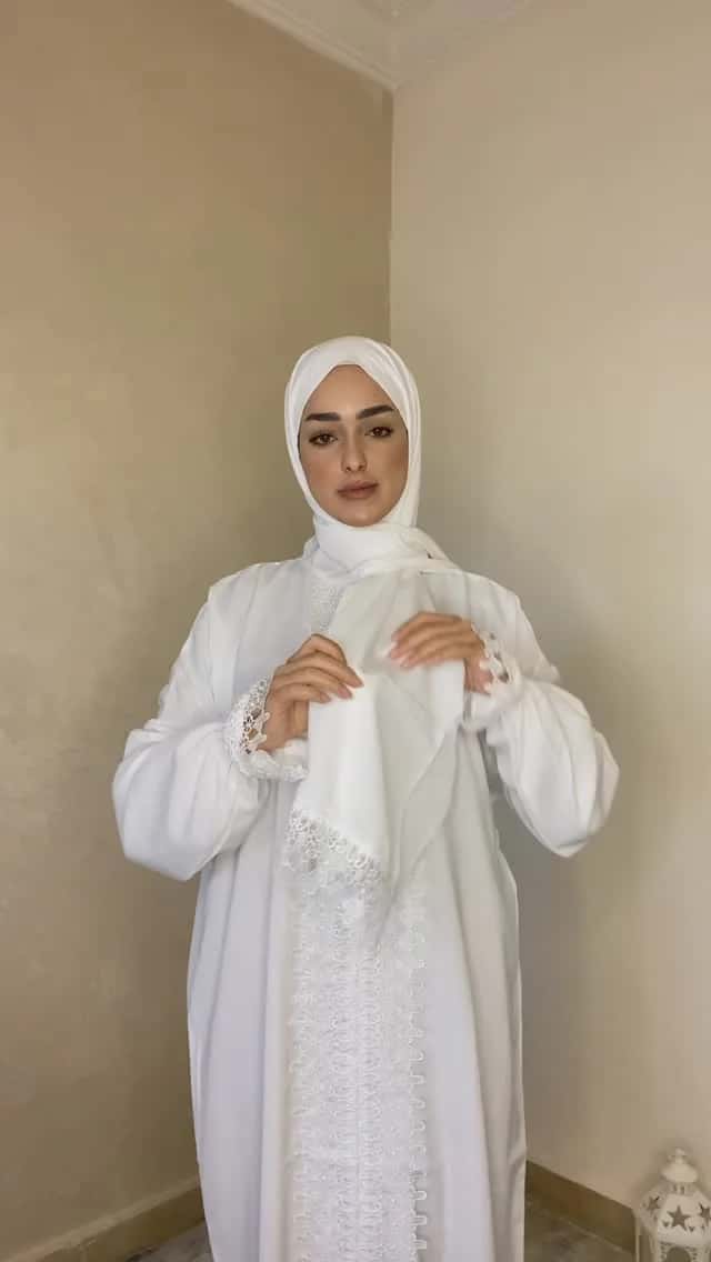 طقم / إسدال صلاة مع بطانة داخلية منفصلة – ابيض